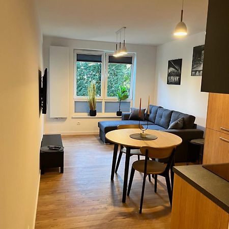 Apartament Julia 1-4 Os Starowapiennikowa 42A Z Balkonem Ze Sniadaniem Kontynentalnym Келце Екстериор снимка