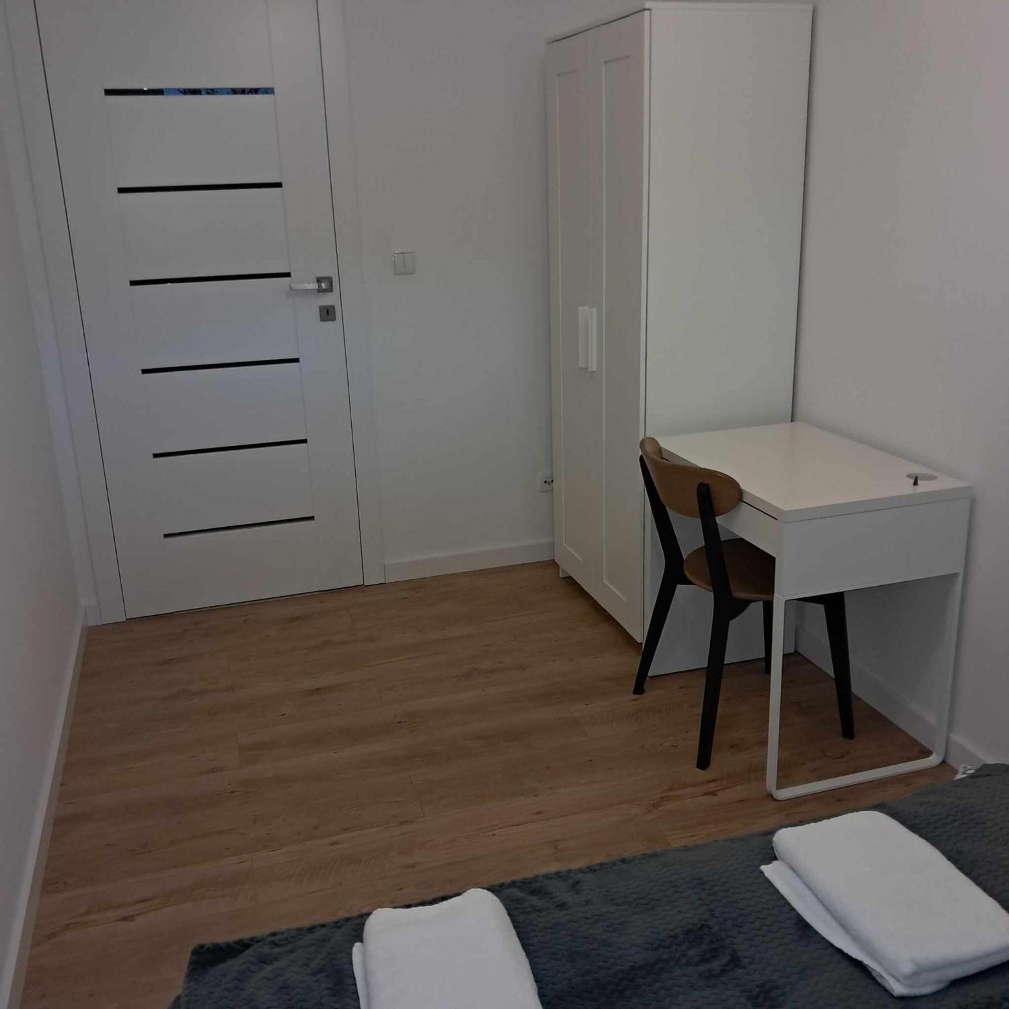 Apartament Julia 1-4 Os Starowapiennikowa 42A Z Balkonem Ze Sniadaniem Kontynentalnym Келце Екстериор снимка